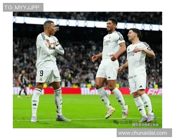 2004年经典对决巴萨与皇马的世纪之战回顾与分析